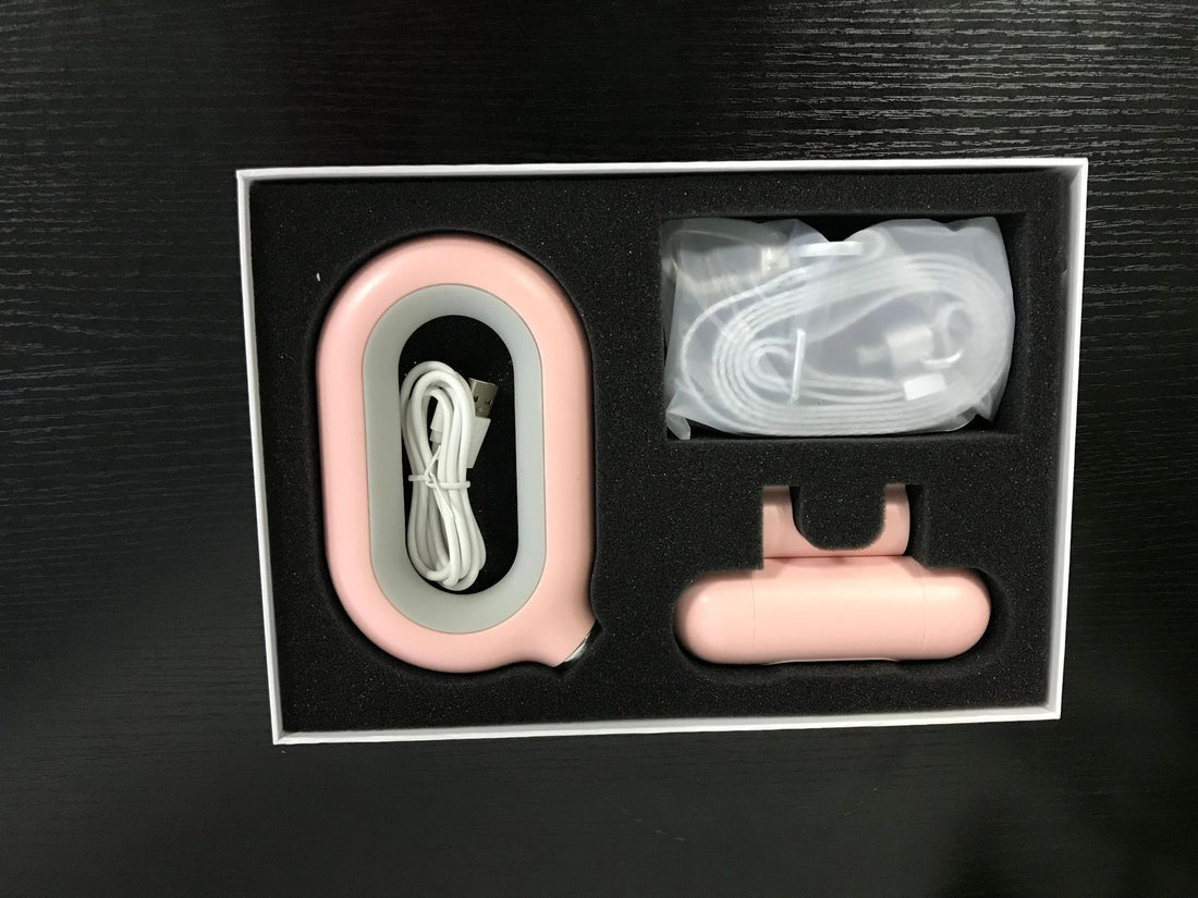 Automatic retractable pet tractor